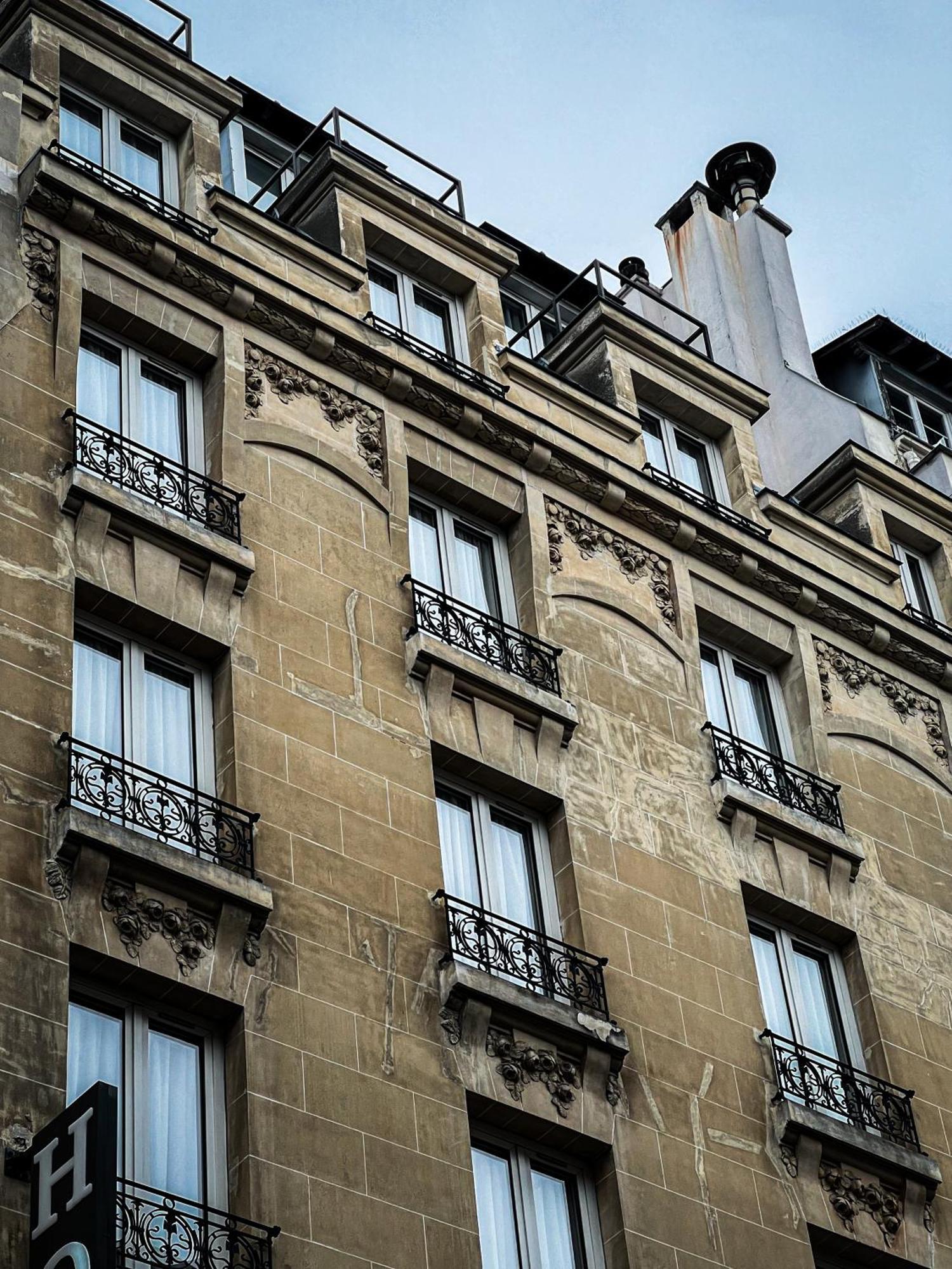 Hotel De Flore - Montmartre Paříž Exteriér fotografie